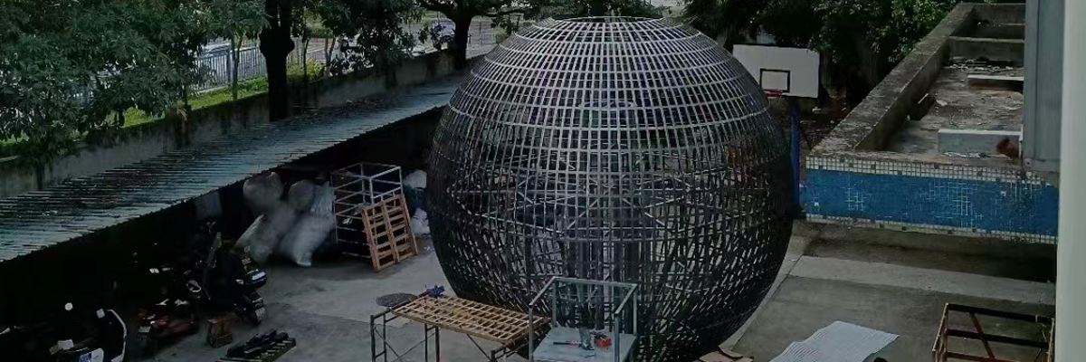 factory assemble the diameter 5m LED sphere structure