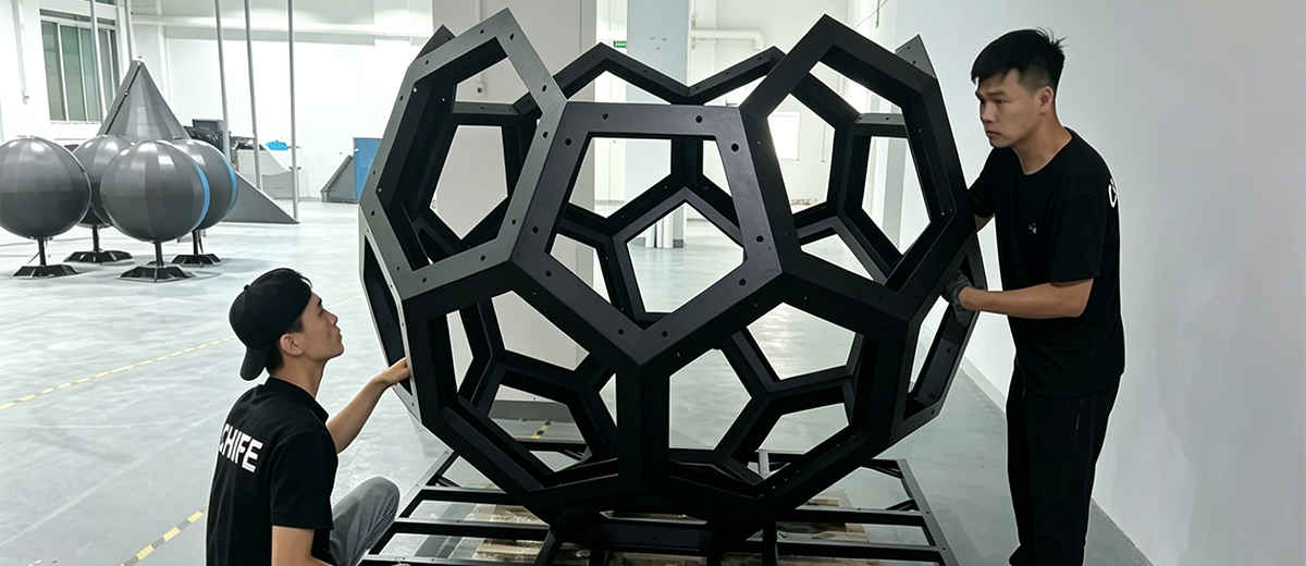 Football-shaped LED display-03 Football-shaped LED display-03