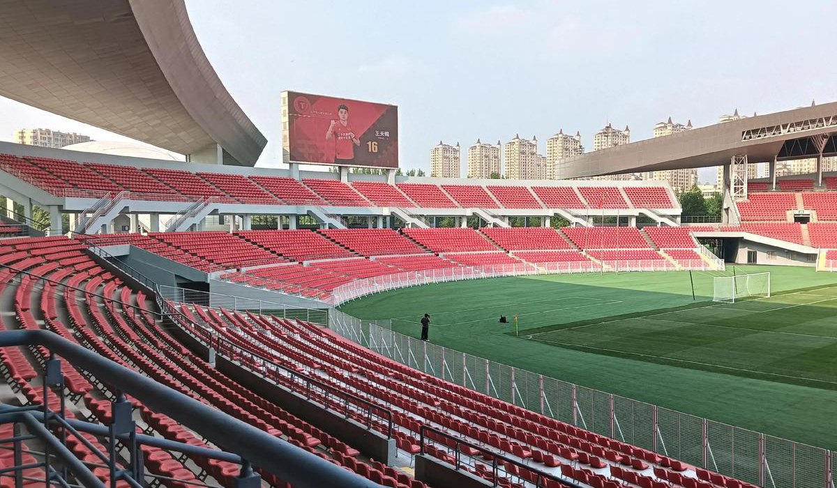 P6 Outdoor Double-Sided LED Display System for Football Stadiums