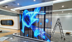 Case: Transparent LED Screen for Beauty Store Window